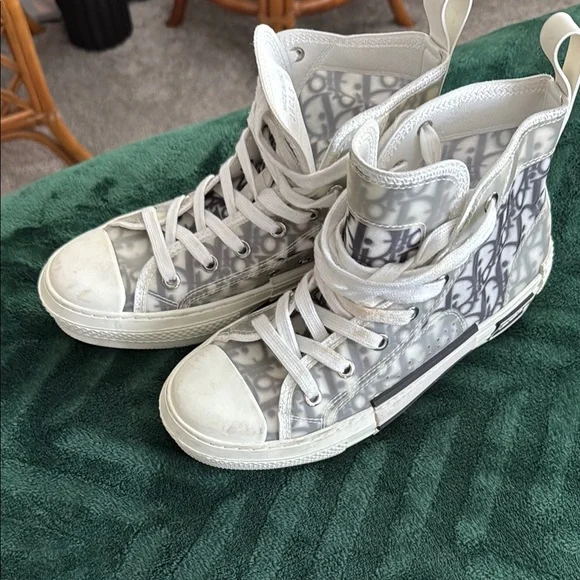Dior Monogram High-Top Sneakers in Gray and White - Picture 4 of 4